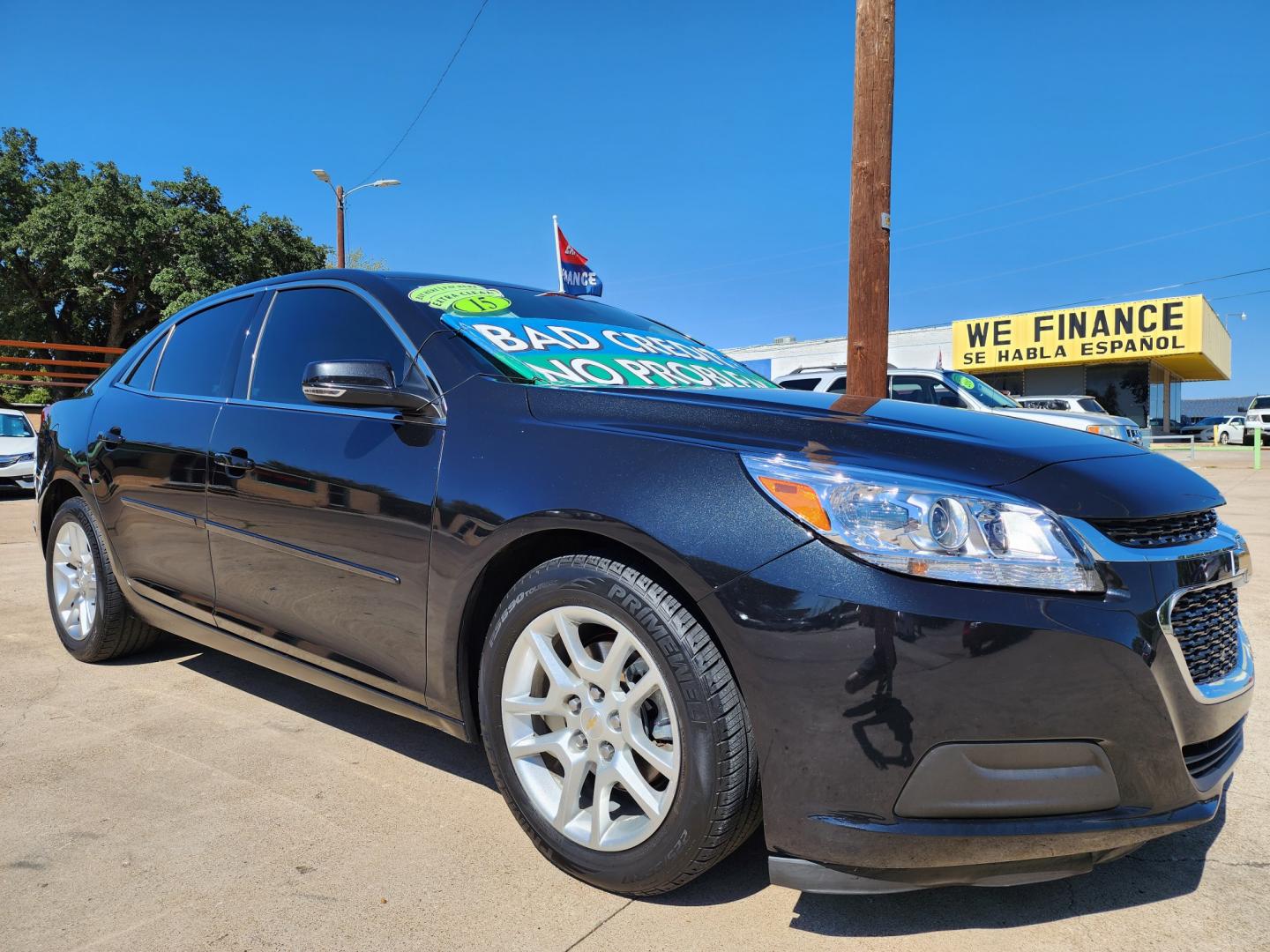 2015 BLACK Chevrolet Malibu LT (1G11C5SL2FF) , AUTO transmission, located at 2660 S.Garland Avenue, Garland, TX, 75041, (469) 298-3118, 32.885551, -96.655602 - Welcome to DallasAutos4Less, one of the Premier BUY HERE PAY HERE Dealers in the North Dallas Area. We specialize in financing to people with NO CREDIT or BAD CREDIT. We need proof of income, proof of residence, and a ID. Come buy your new car from us today!! This is a very well cared for 2015 CH - Photo#1